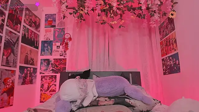 Chatroom XXX en direct de MissCurvyTop