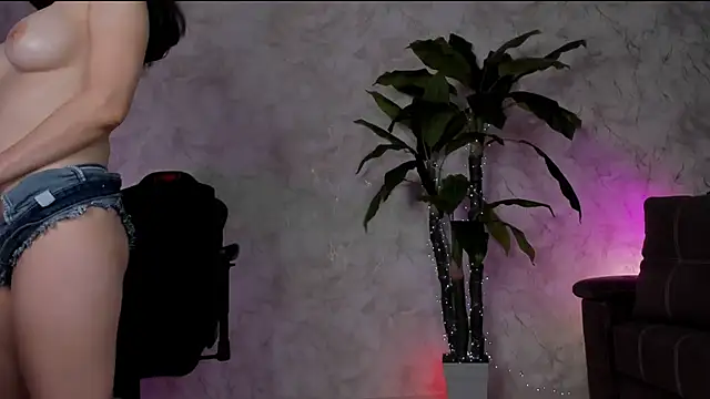 Emma7 现场XXX聊天