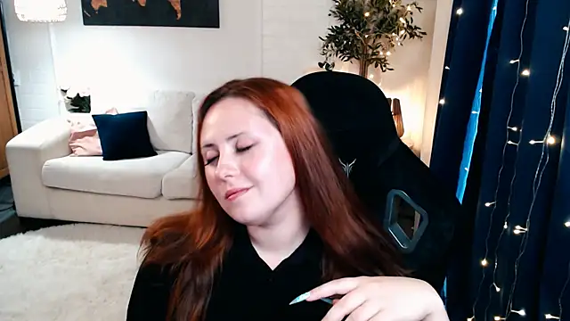 XGingerDollX Chat XXX in diretta
