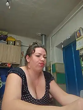 Jyleta Chat XXX in diretta