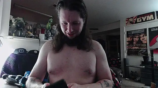 biggerisbetter12's Live XXX Chat
