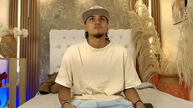 Andy_Deep's Live XXX Chat
