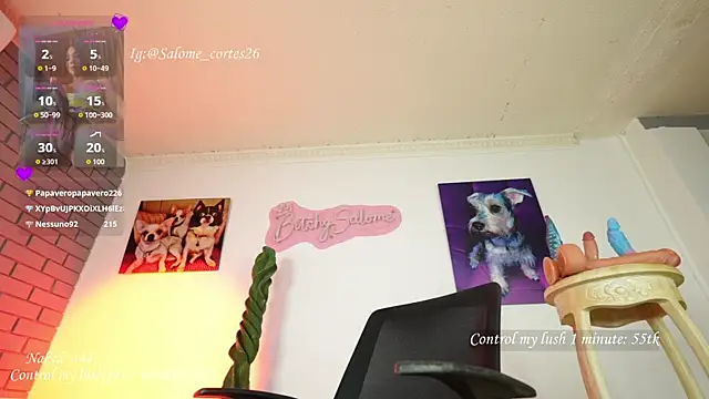 BitchySalomeのライブXXXチャット