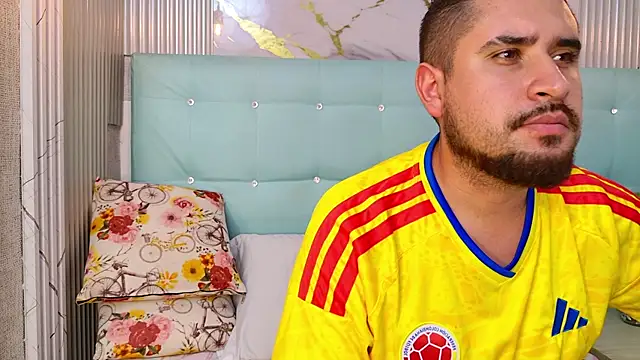 Chat +18 de rocockdaddy ao vivo