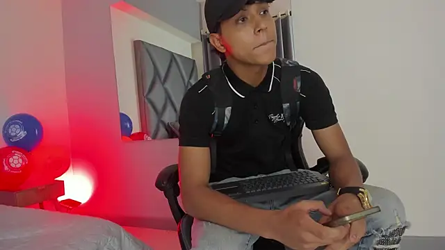 Chat XXX en directo de sebastiann_04
