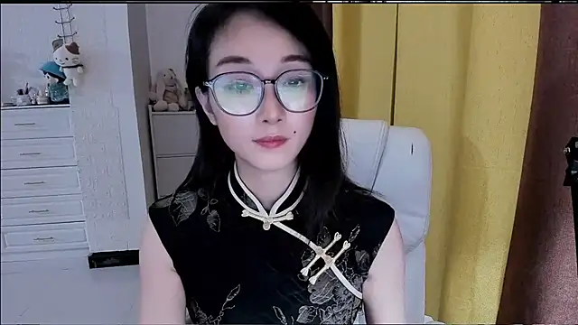 NIAN-ern Live XXX chat