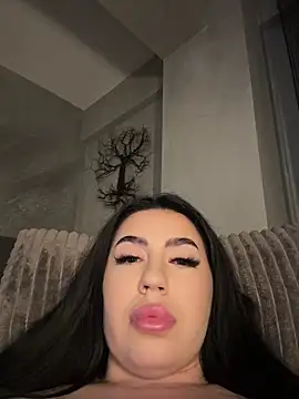 Andrestarr's Live XXX Chat