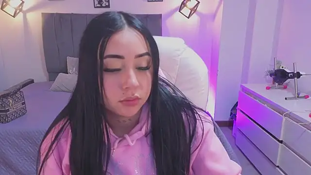 iam_sofiia's Live XXX Chat