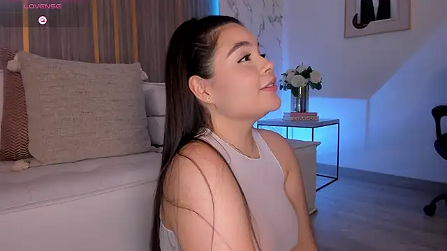 IsabellaAllen: онлайн-секс-чат
