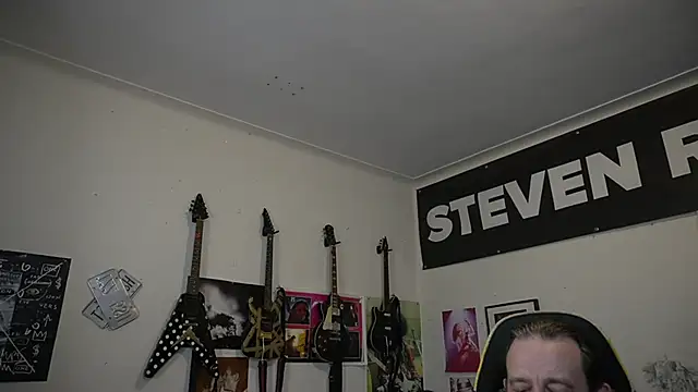 צ'אט XXX בשידור חי של StevenRiseNYC
