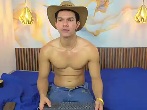 Ethan_Carter1 élő XXX-chatje