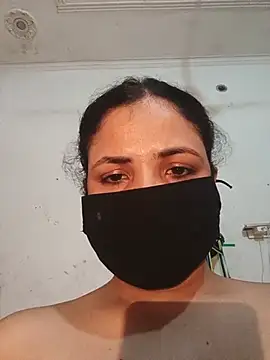 دردشة HotAishaa الجنسية المباشرة