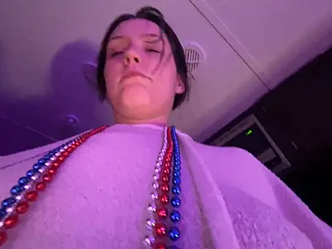 Chat XXX en directo de Lilactease