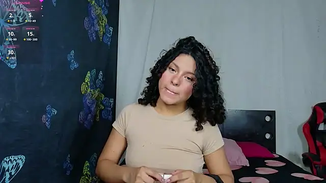 Chat XXX en directo de Lulupeach69