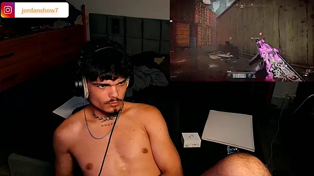 JordanShown Live XXX chat
