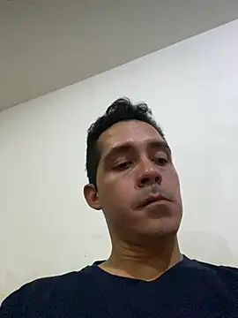 دردشة Gabriel_leon33 الجنسية المباشرة