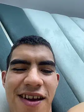 Sebastian_Vega Obrolan Langsung XXX