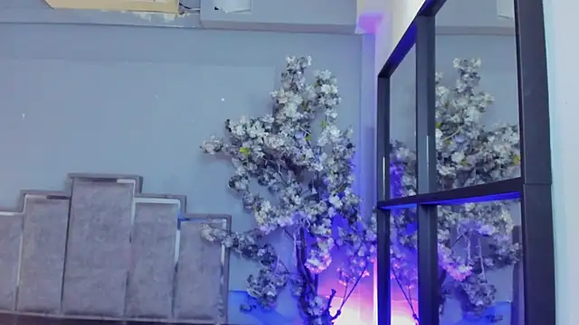 CloedurantのライブXXXチャット