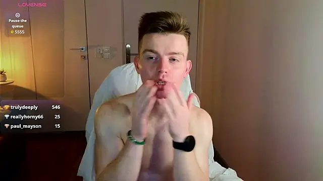 Happydeimos' Webcam Show