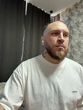 Chat +18 de HermanFire ao vivo