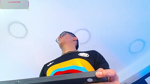 แชท XXX สดของ SalvadorFit