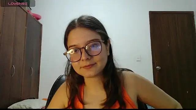 MadieeLorez's Live XXX Chat