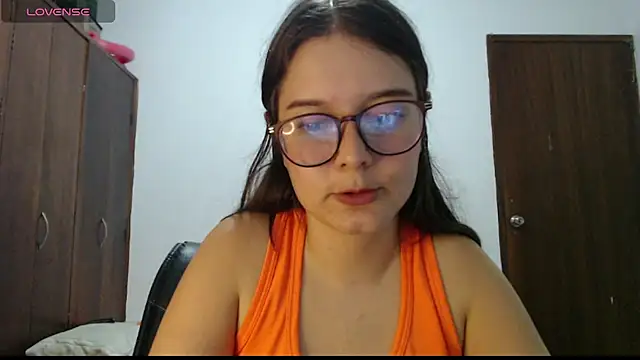 MadieeLorez's Live XXX Chat