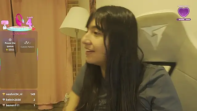EmmitaGarcia Chat XXX in diretta