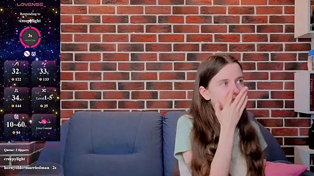 MyrtaMcclaney's Live XXX Chat