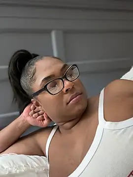 Czat XXX na żywo – CandyLuxxxx