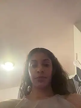 karlatiburcio's Live XXX Chat