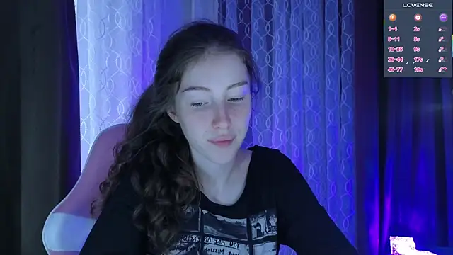 eskatmi's Live XXX Chat