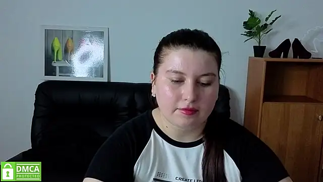Katina_deeplou4: онлайн-секс-чат