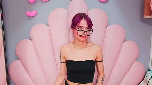 luci_miller's Live XXX Chat