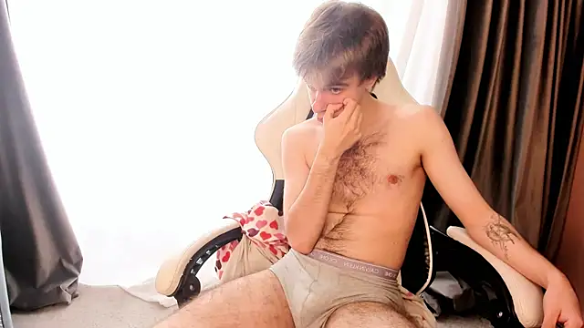 XXX chat uživo modela DaveBevy