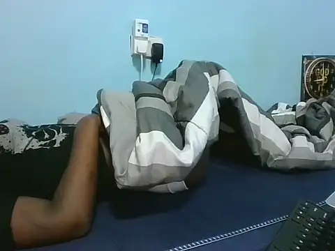 Chat XXX ao vivo de Eminent_Ride