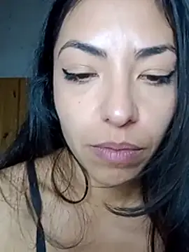 CasiTuya's Live XXX Chat