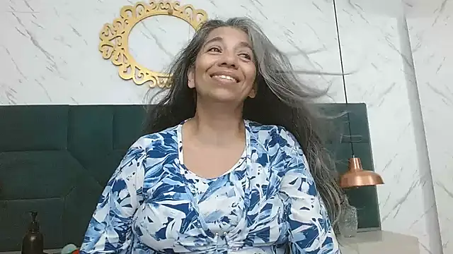chanel_grant লাইভ XXX চ্যাট