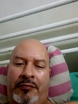 Juan_45's Live XXX Chat