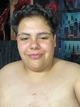 Chat XXX en directo de Hailey_Curvy