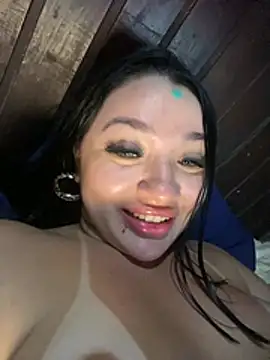 Chat +18 de Cam-Yumi ao vivo