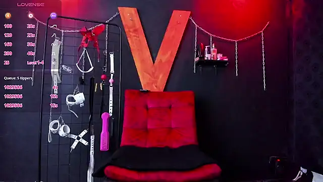 lilith_slave Adlı Modelin Canlı XXX Sohbeti