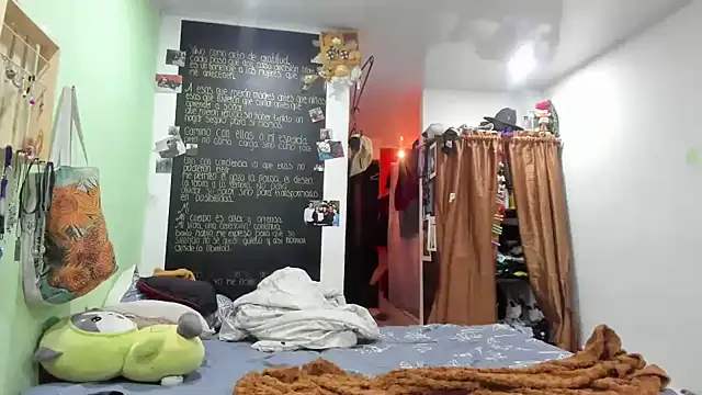 Chat XXX en directo de Ginger_Sweetty