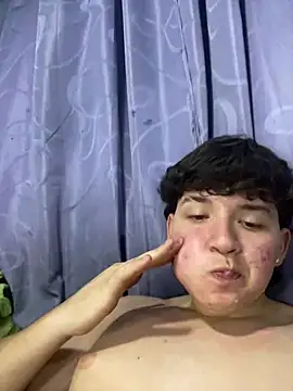 Chat XXX ao vivo de BigLatinGuy