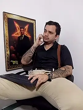 Tonny_paganni Obrolan Langsung XXX