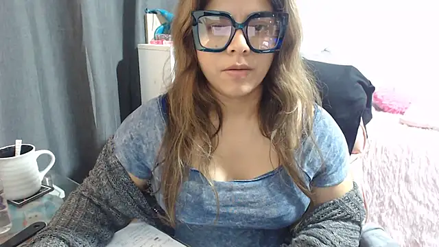 KatteAngelLat – Live XXX-chat