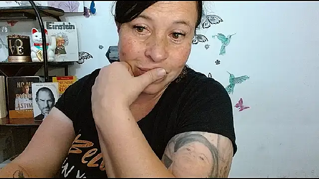 LauraMallioni লাইভ XXX চ্যাট