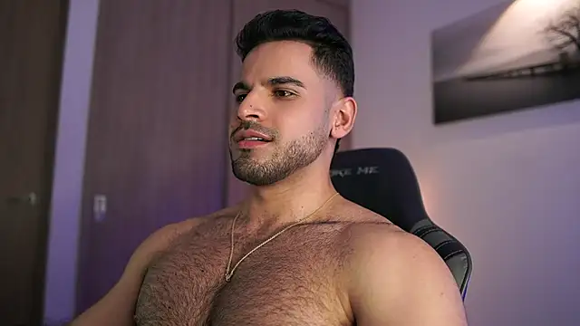 XXX chat uživo modela Rick__Smith153