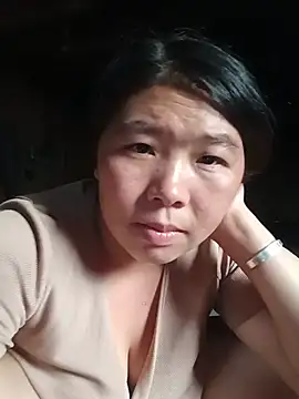 quynhkoolbae's Live XXX Chat