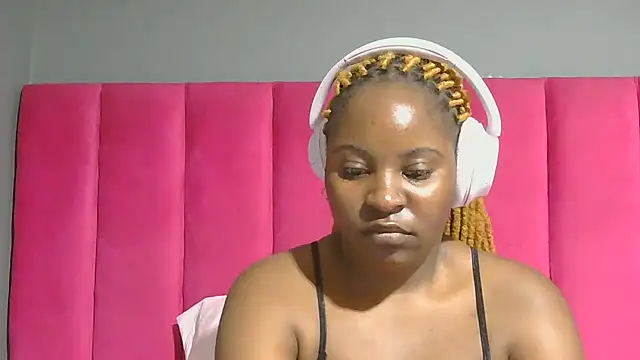 Chatroom XXX en direct de Dime02